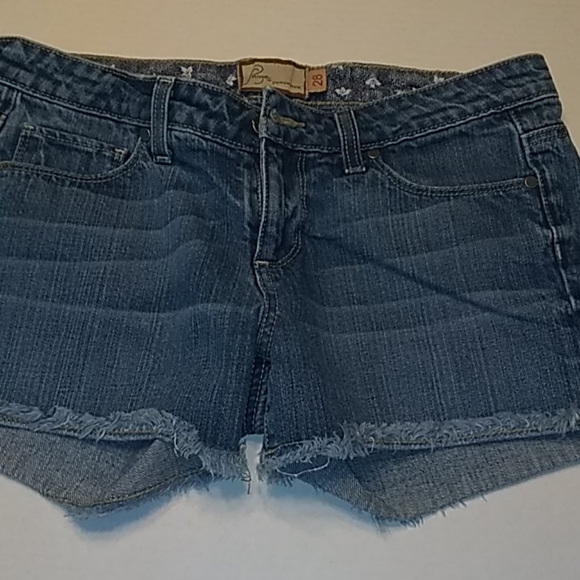 Paige jean shorts. - Picture 9 of 9